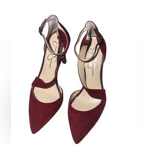 Jessica Simpson dark red more like burgundy GUC - with pilling on one shoe SB4